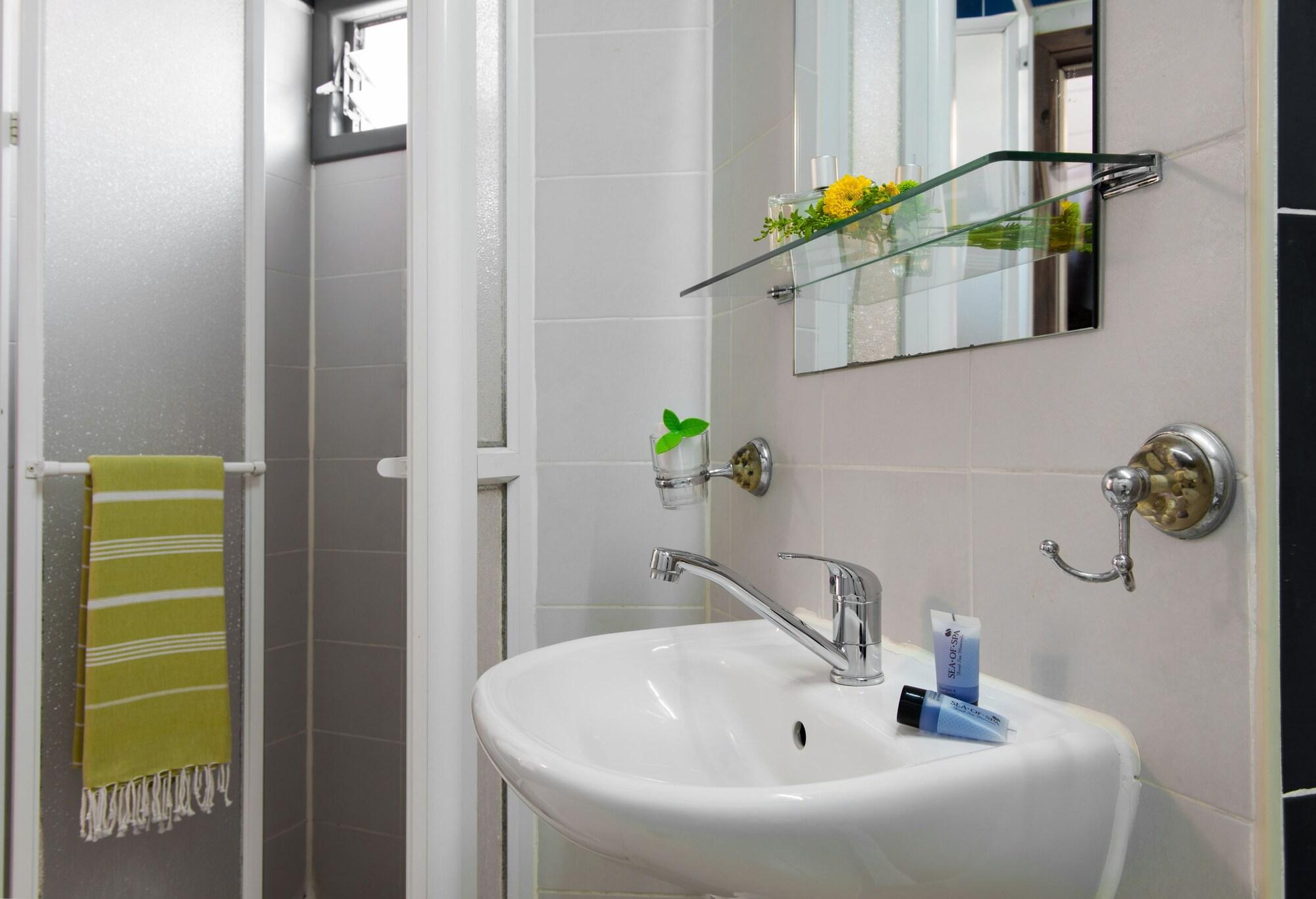 Galileo Hotel Tel Awiw Zewnętrze zdjęcie